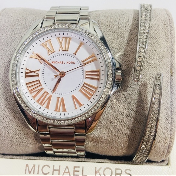 Michael Kors Accessories - 🎁Michael Kors Stainless Steel Watch  Bracelet Set
